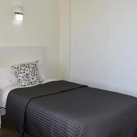 Апартаменты Club Playa Flores - Vistas A La Piscina *