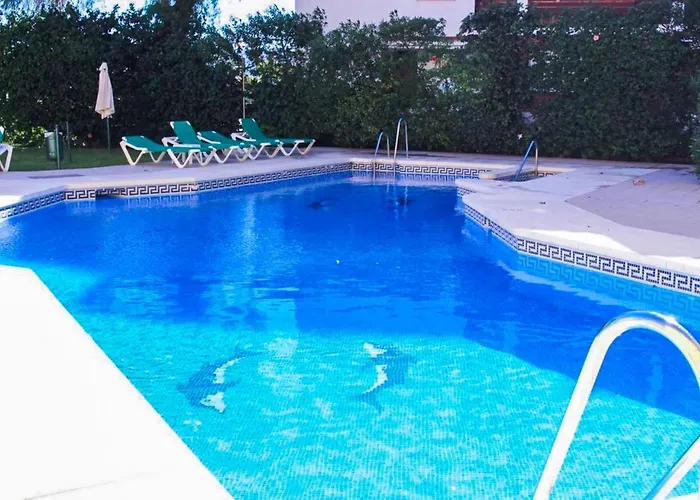 Club Playa Flores 306 *